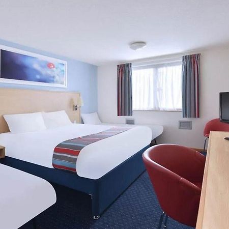 Travelodge Oswestry Exteriör bild